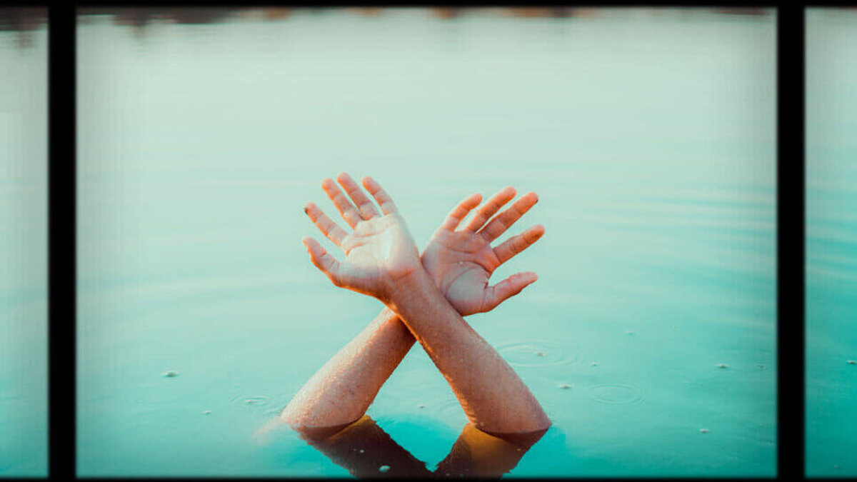 Small Home Office Organization: 15 Space‑Saving Hacks