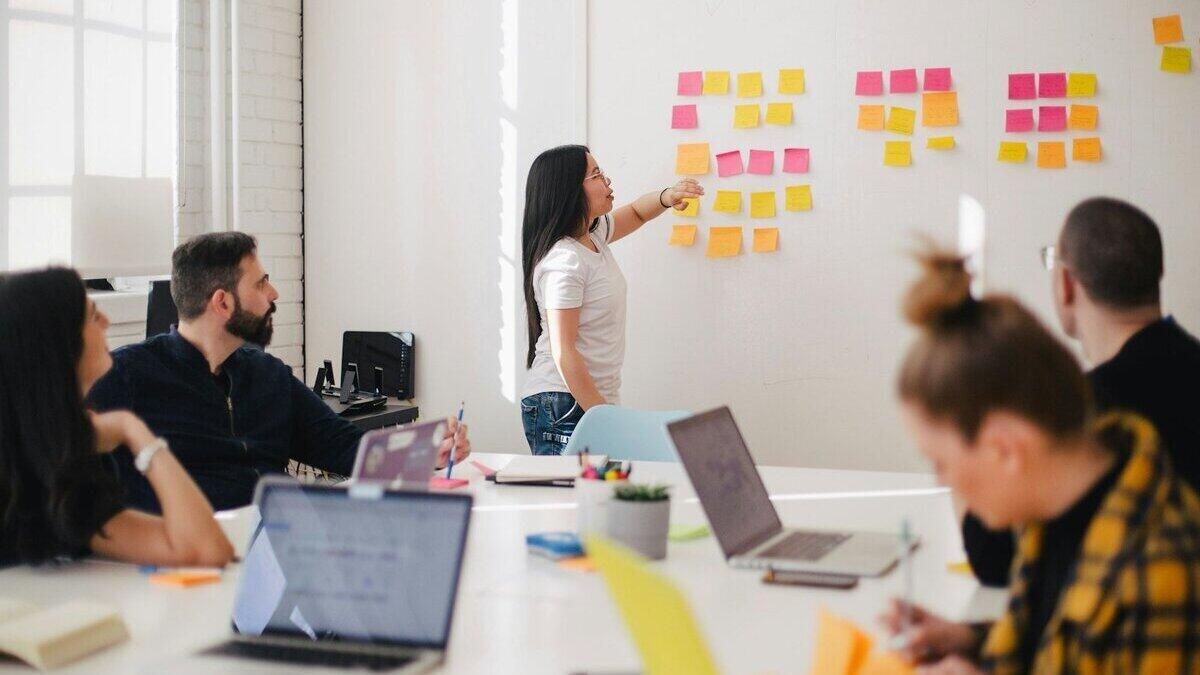 Creating a Productive Workspace Mindset: Psychology of Effective Remote Work